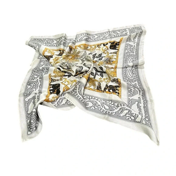 Beautiful print women scarf - Picture 1 of 7